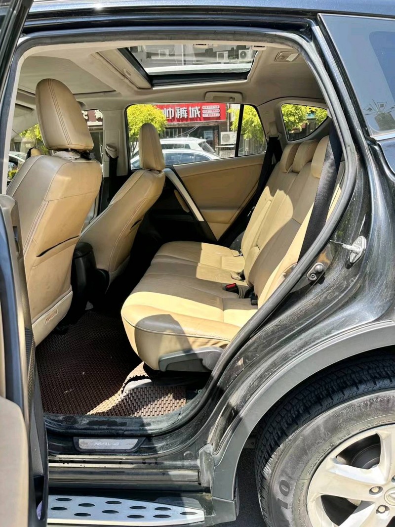 石家庄14年丰田RAV4荣放8