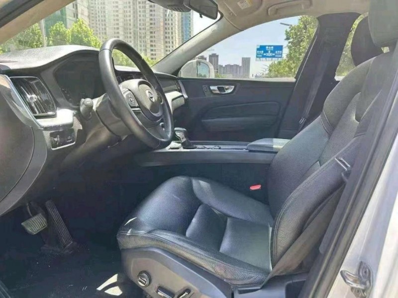 东营19年沃尔沃XC606