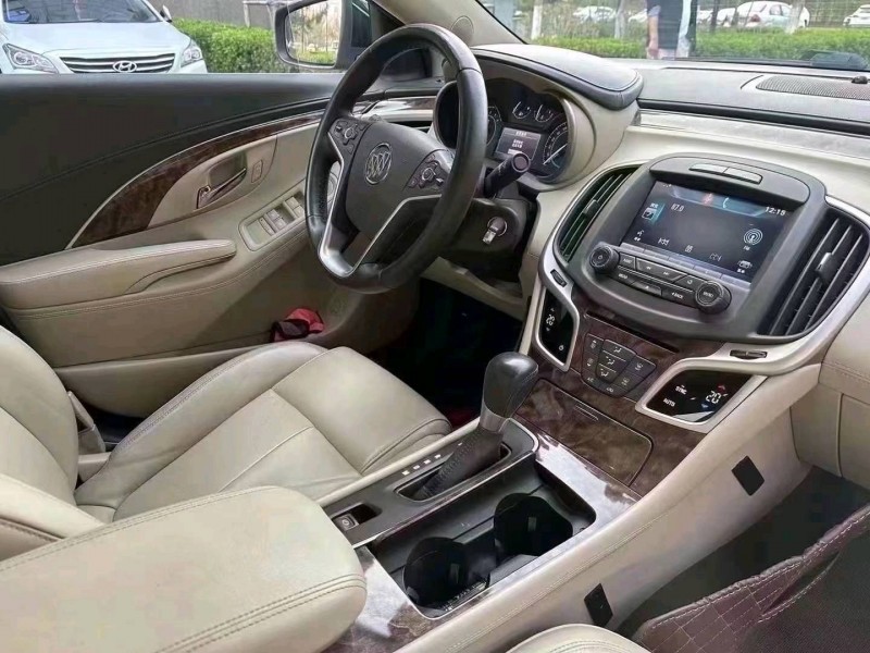 东营15年别克君越4