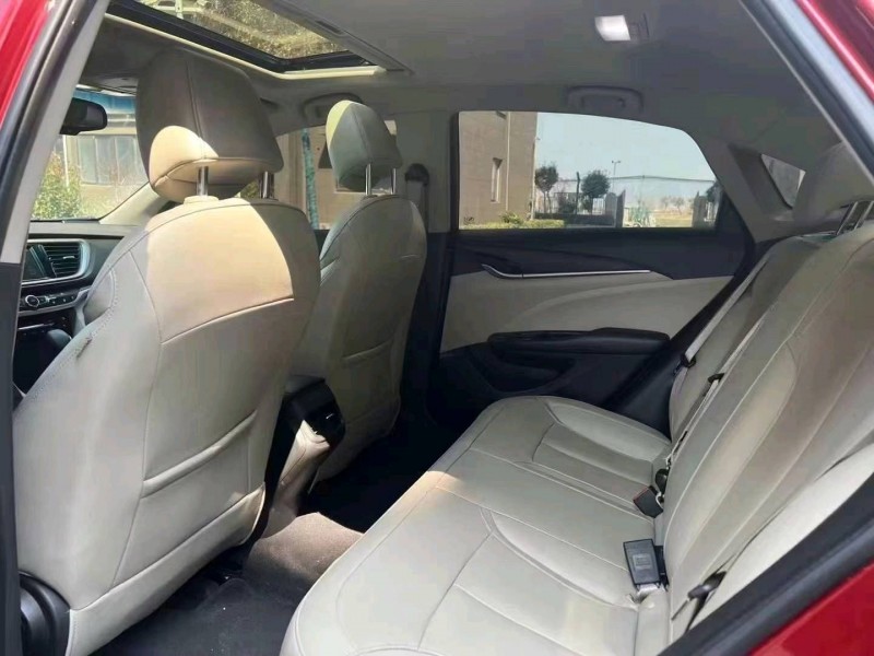 东营19年别克英朗5