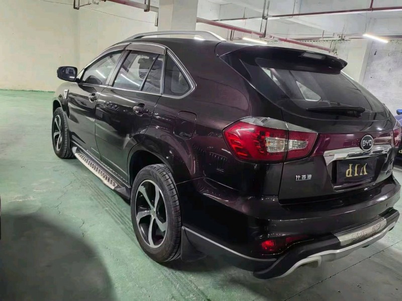 东营15年比亚迪S76