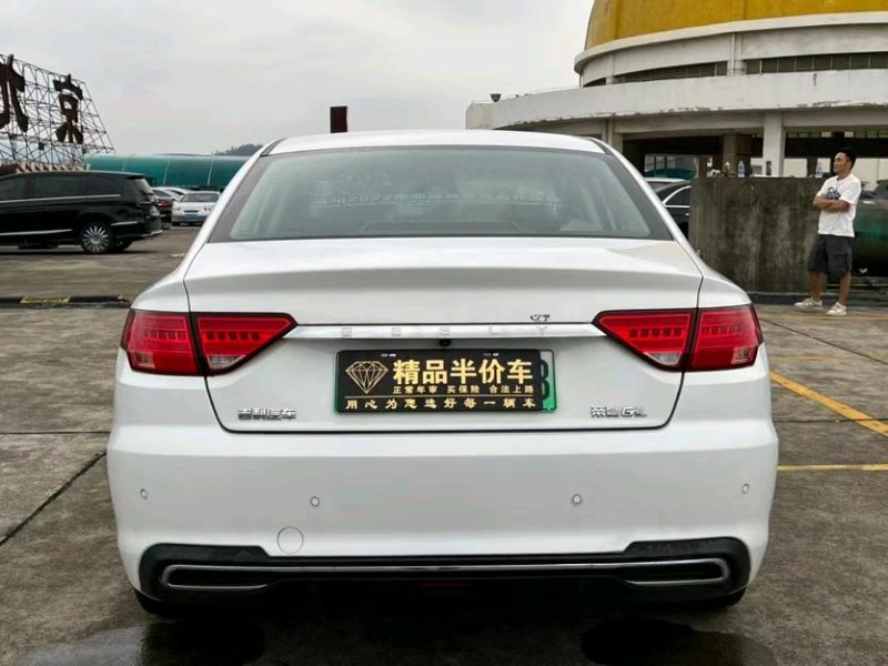 东莞22年吉利帝豪9