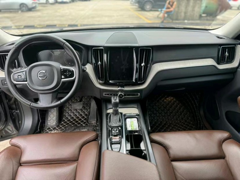 东莞20年沃尔沃XC604