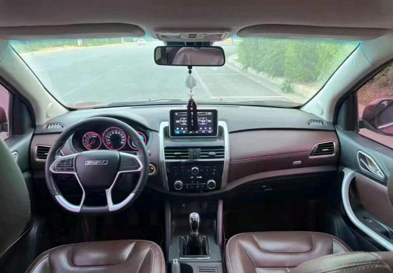 枣庄18年比速汽车T56