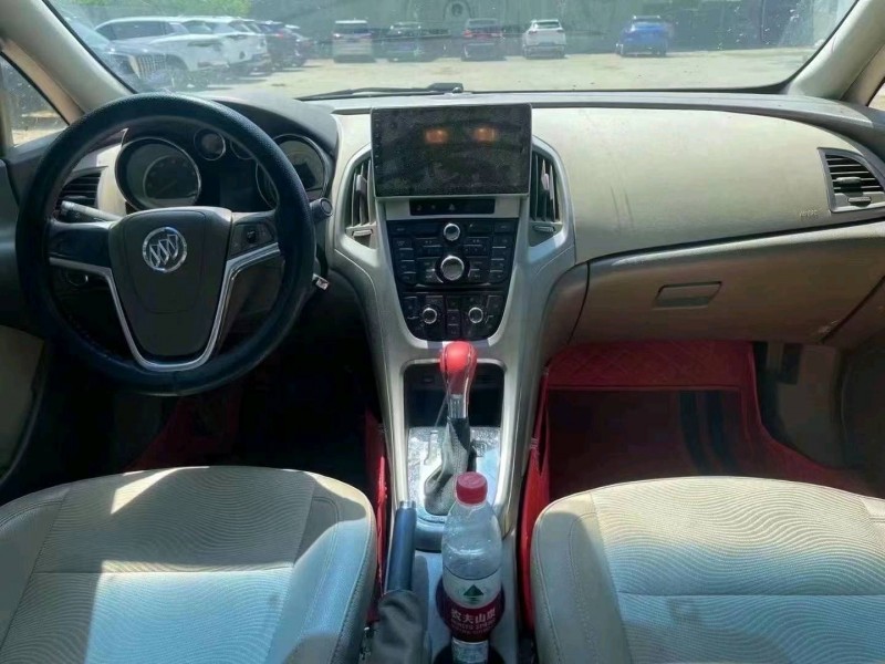 枣庄13年别克英朗GT8