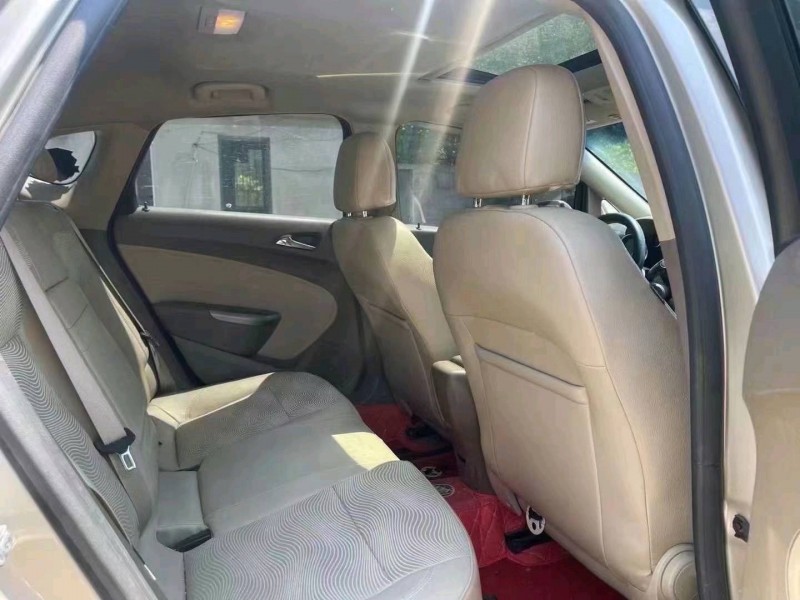 枣庄13年别克英朗GT9