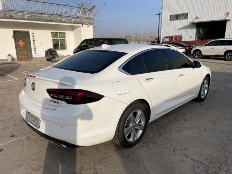 徐州19年别克君威7