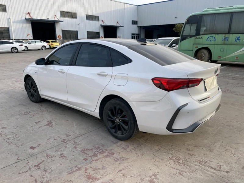 徐州22年别克威朗7