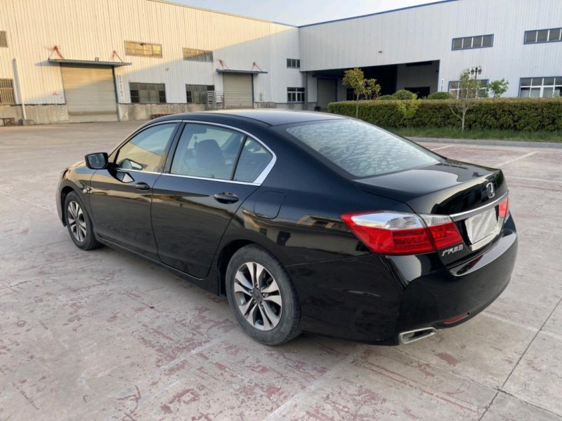 徐州15年本田雅阁2