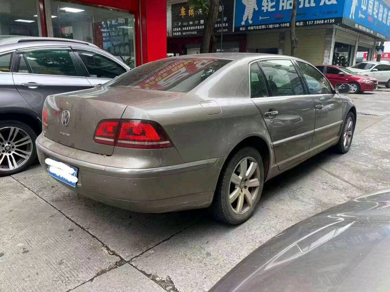 枣庄13年大众辉腾6