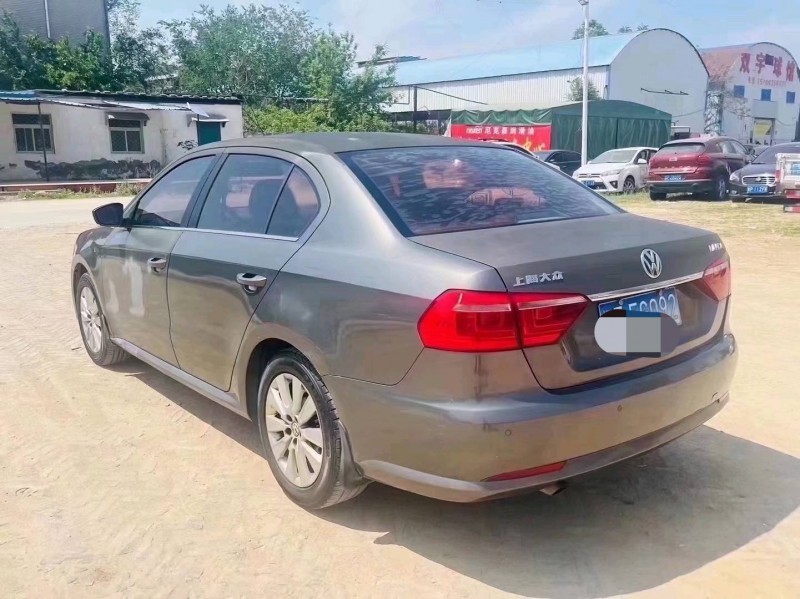 济南13年大众朗逸3