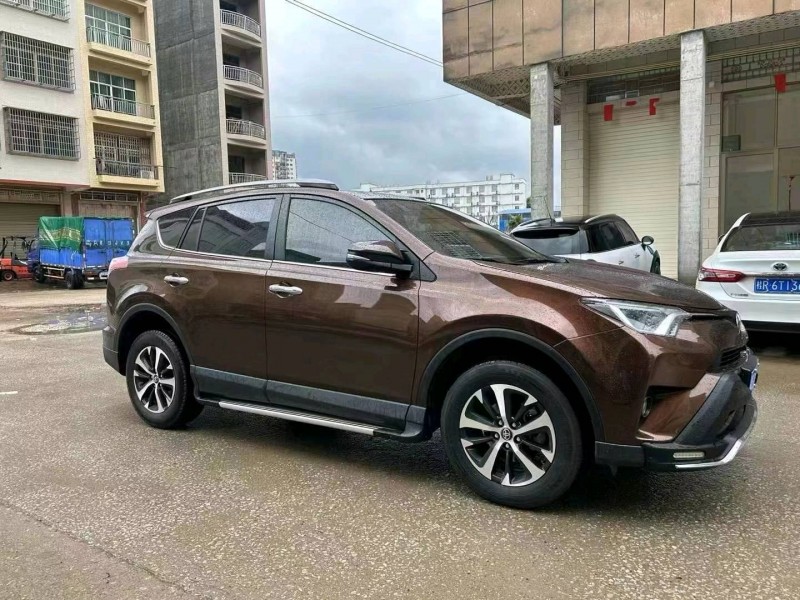 枣庄18年丰田RAV4荣放2