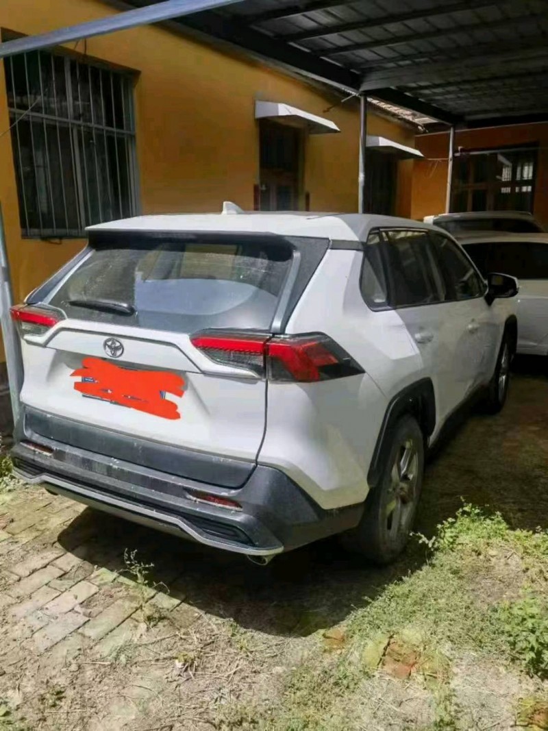 东营22年丰田RAV4荣放7