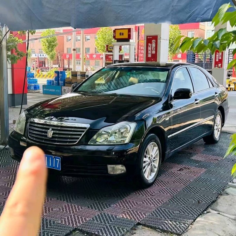 济南10年丰田皇冠3