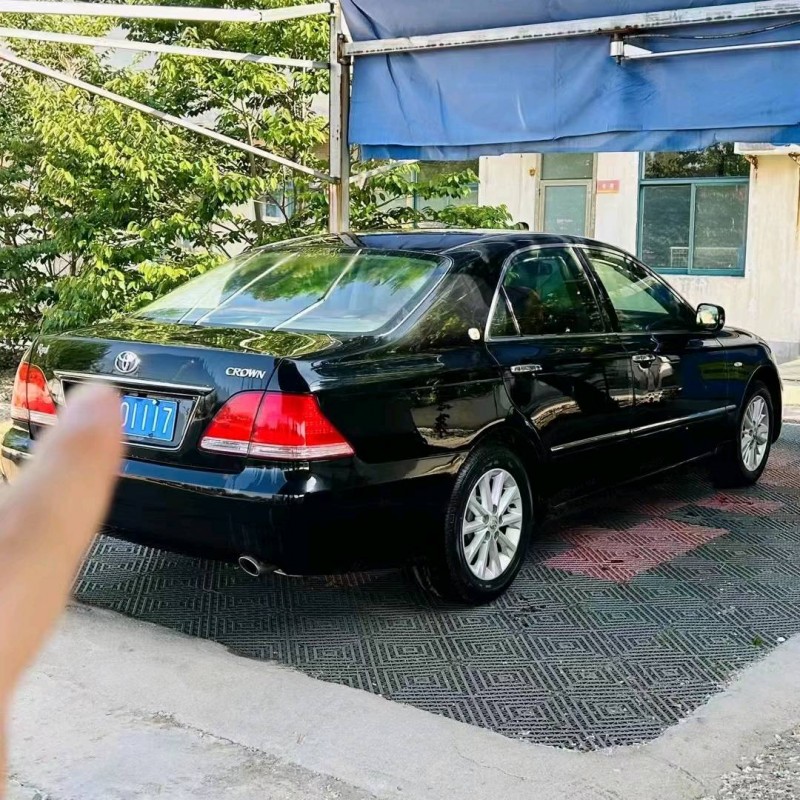 济南10年丰田皇冠7