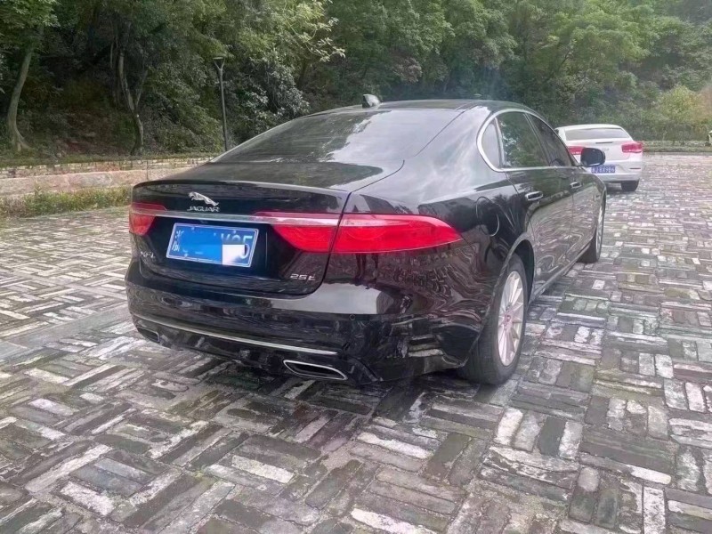 济南17年捷豹XFL7