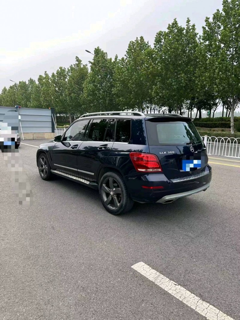 东营13年奔驰GLK5