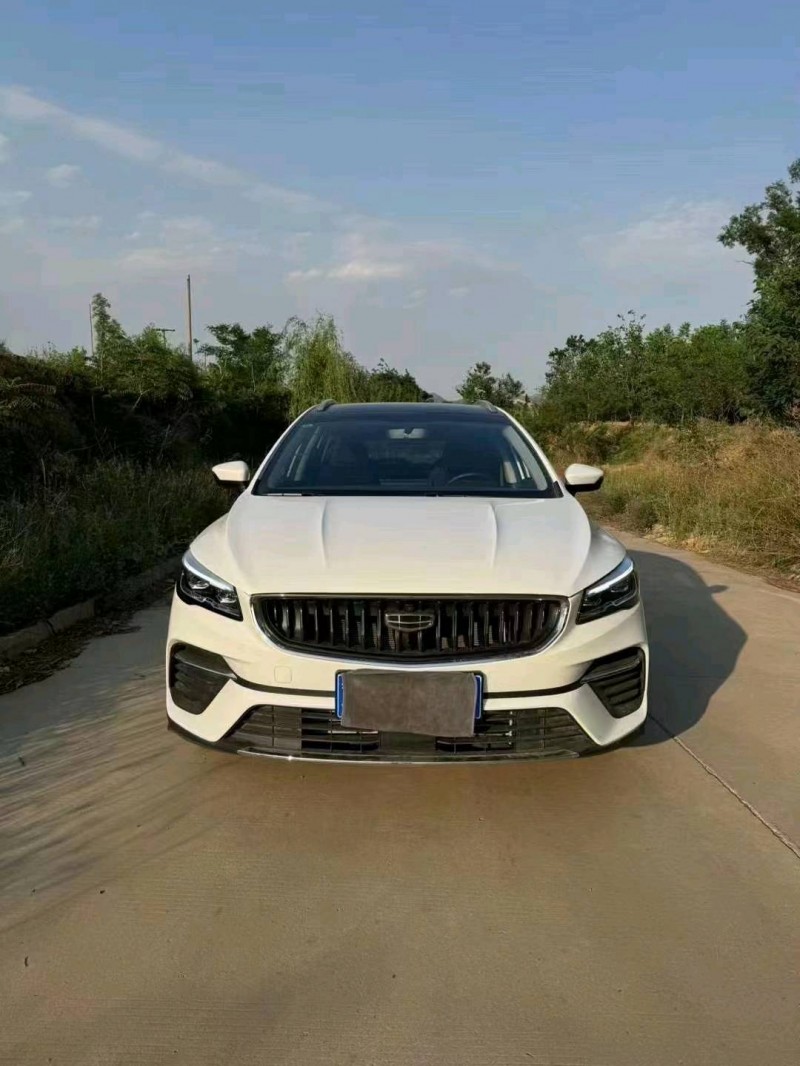 保定24年吉利帝豪1