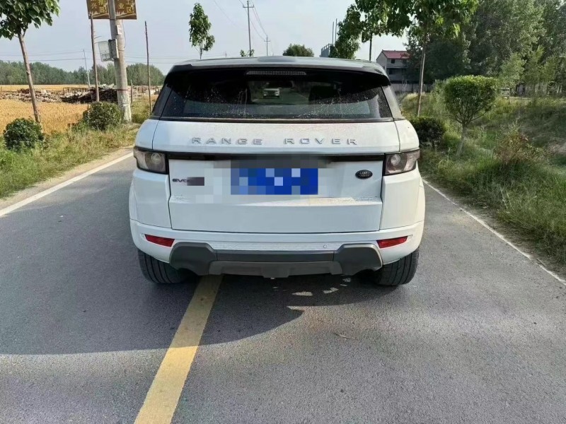 济宁13年路虎极光9