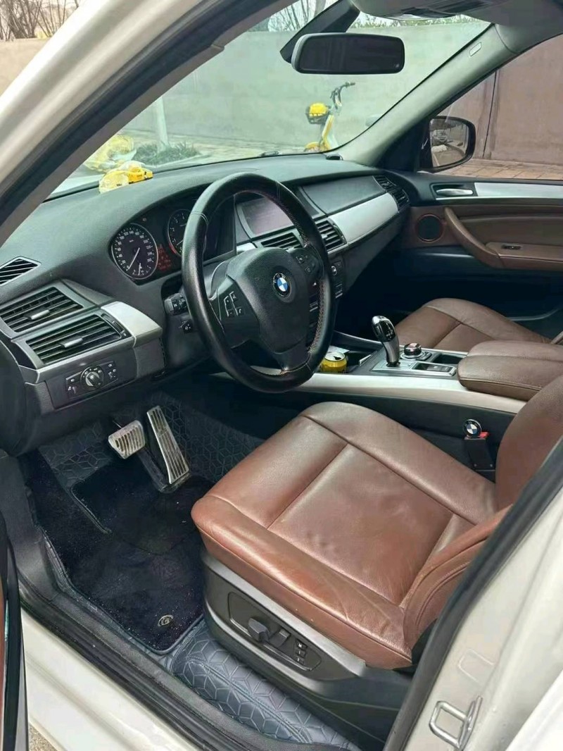 济南13年宝马X55