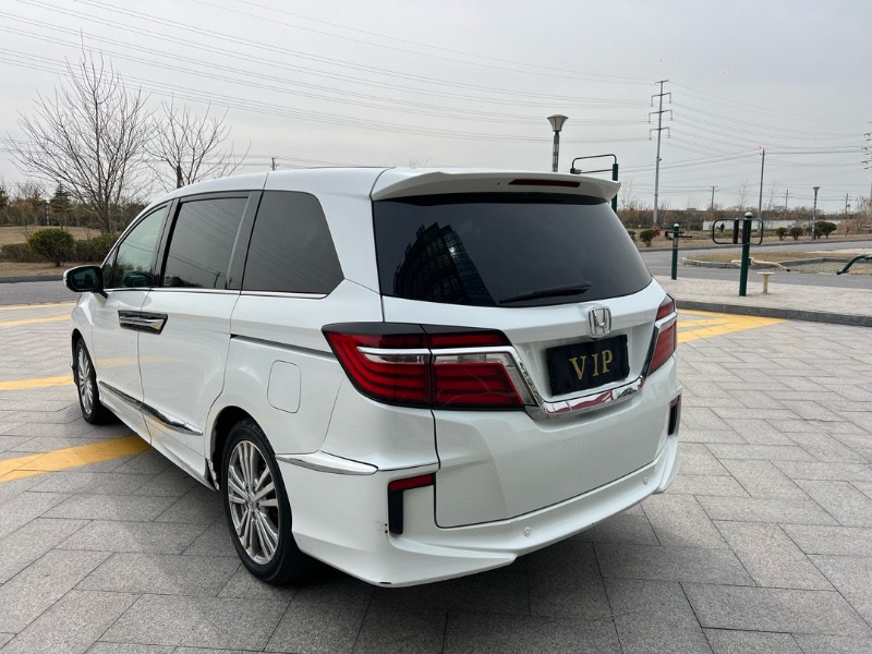 盐城16年本田艾力绅9