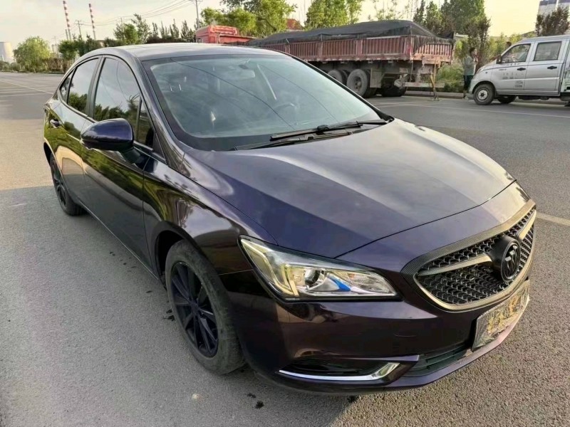 枣庄16年别克威朗2