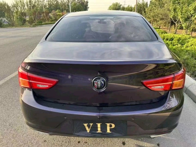 枣庄16年别克威朗5