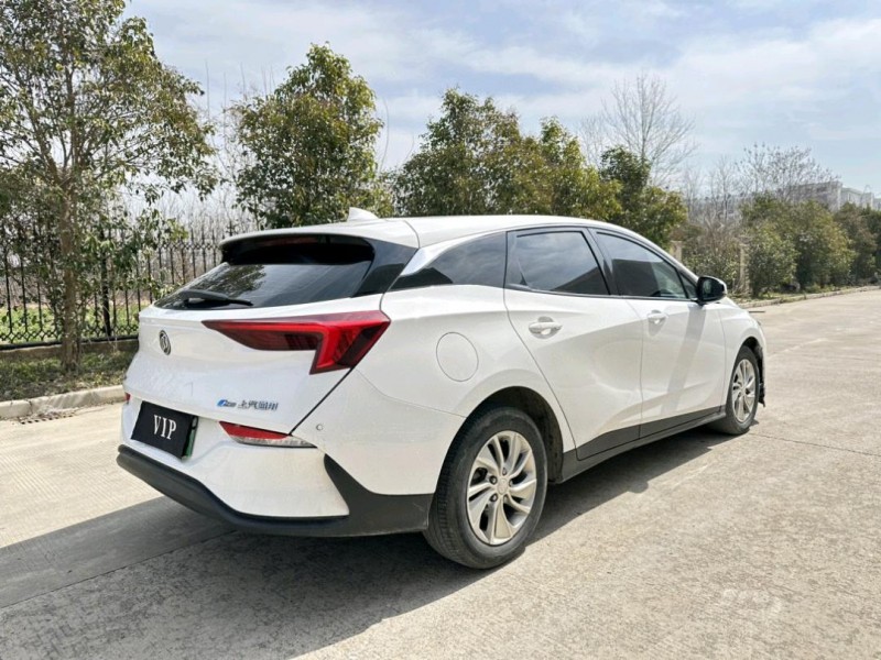 盐城22年别克微蓝7