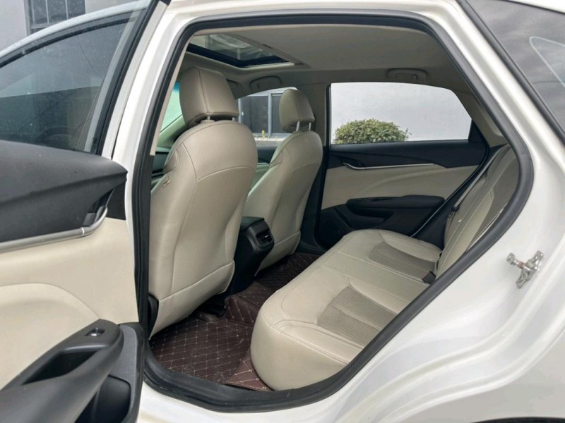 盐城16年别克英朗GT4