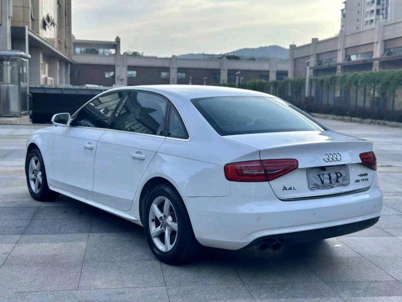 广州13年奥迪A4L8