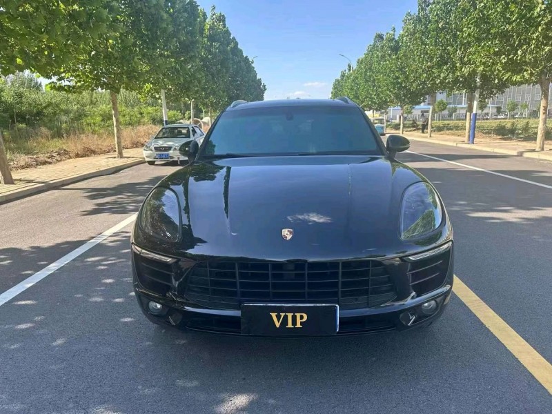 廊坊15年保时捷Macan1