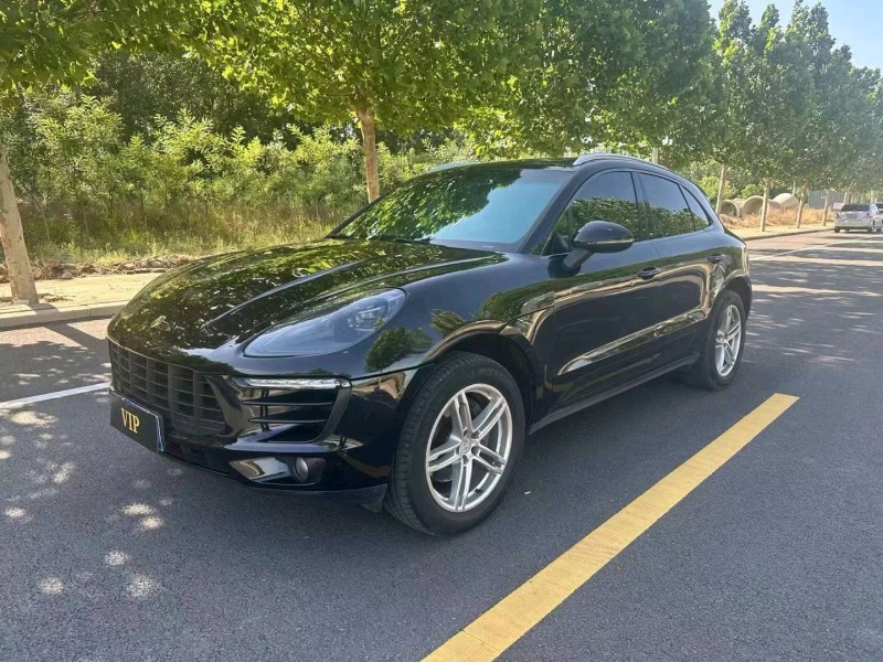 廊坊15年保时捷Macan3