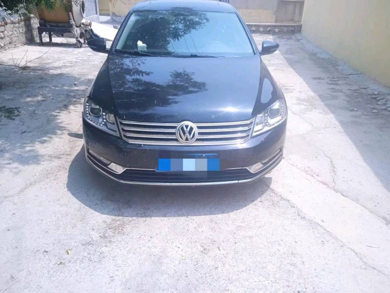 济南16年大众迈腾3