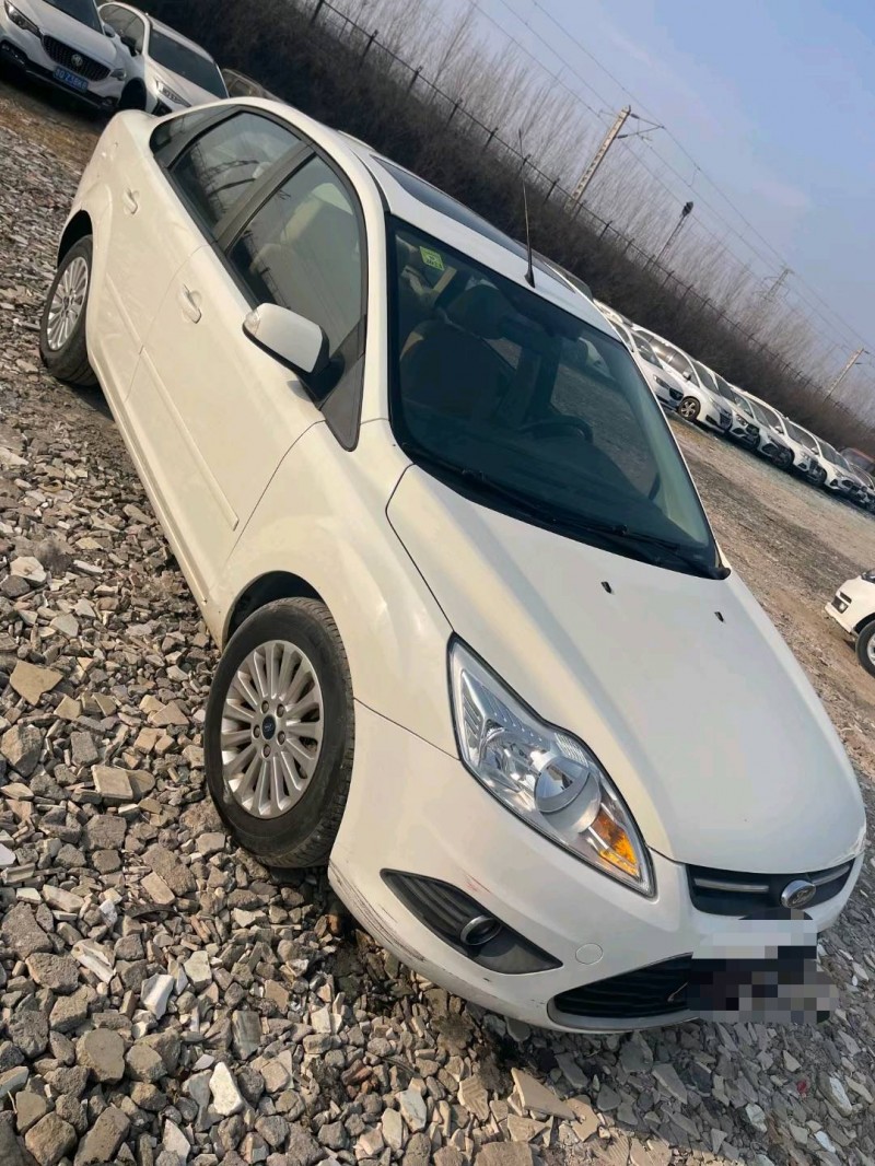 临沂18年福特福克斯3