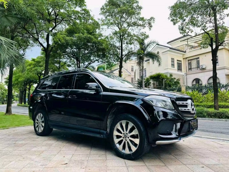 广州17年奔驰GLS2