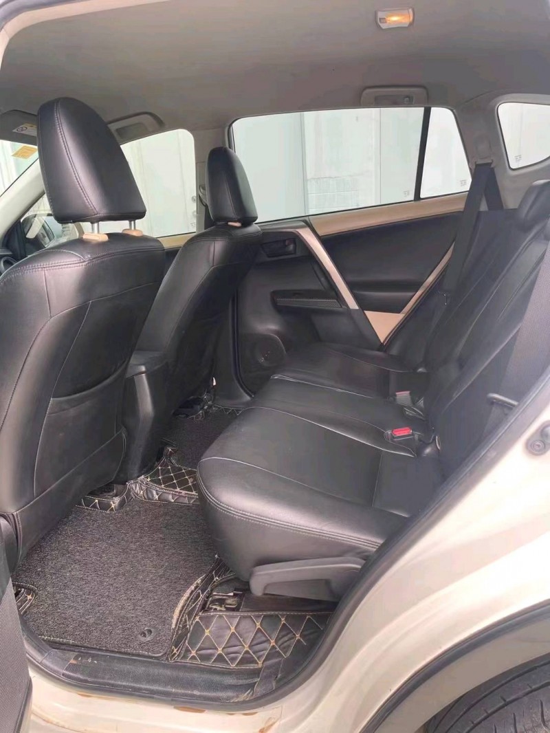 珠海15年豐田RAV48