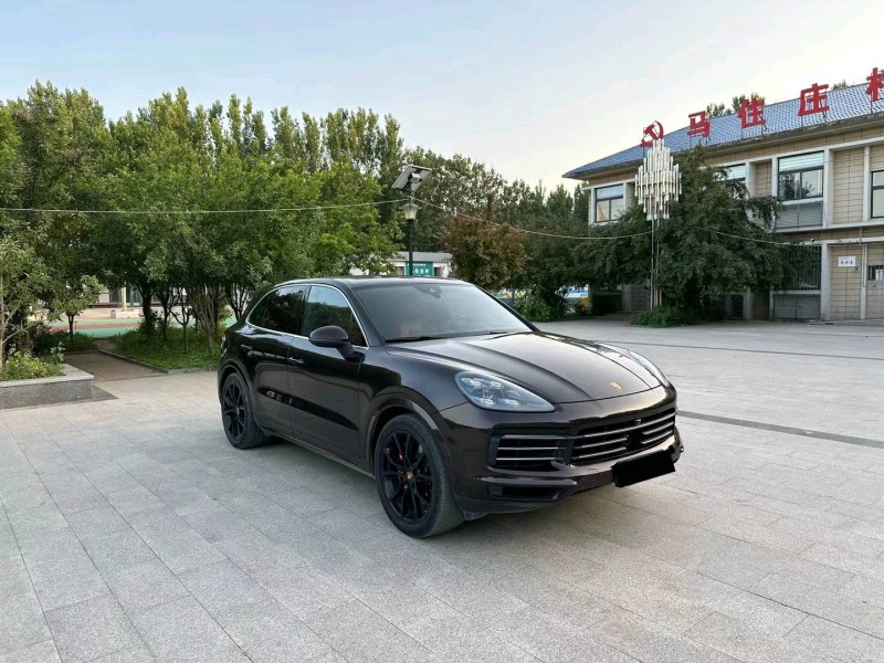 济南21年保时捷卡宴3