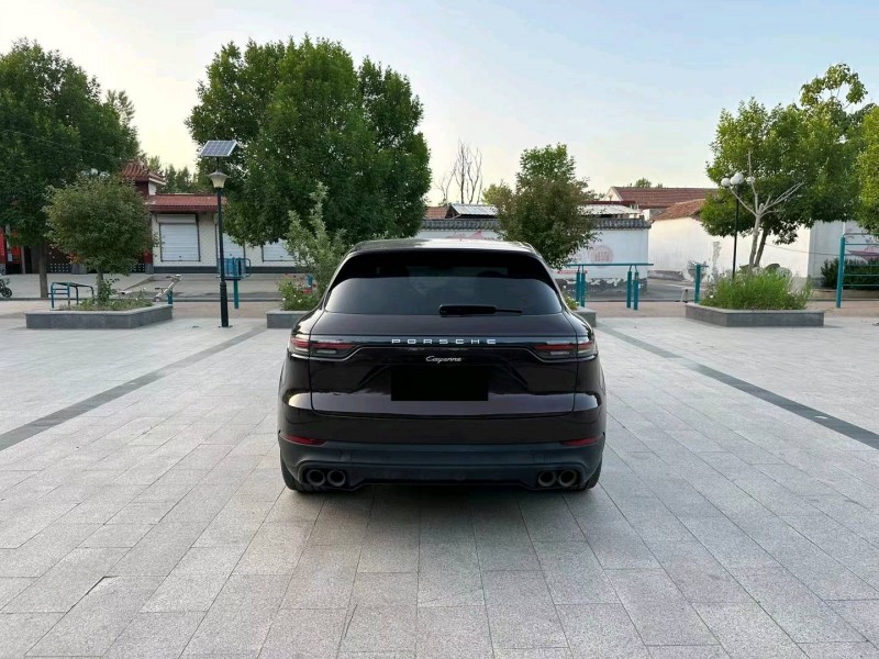 济南21年保时捷卡宴9