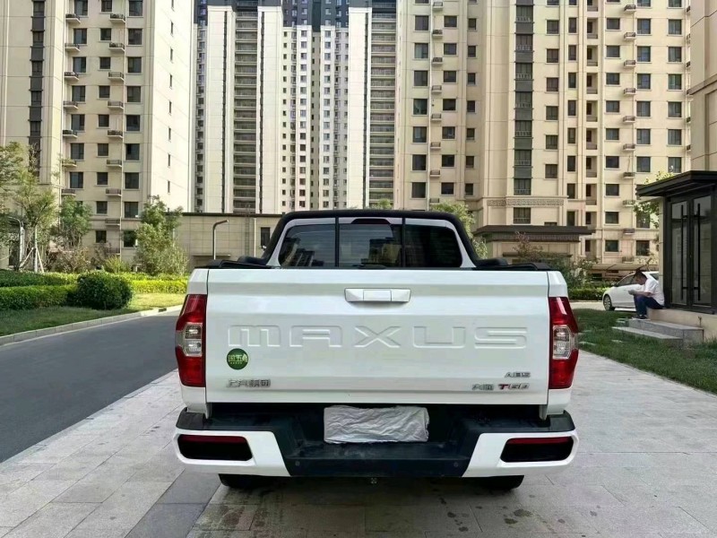 邢台18年大通T606