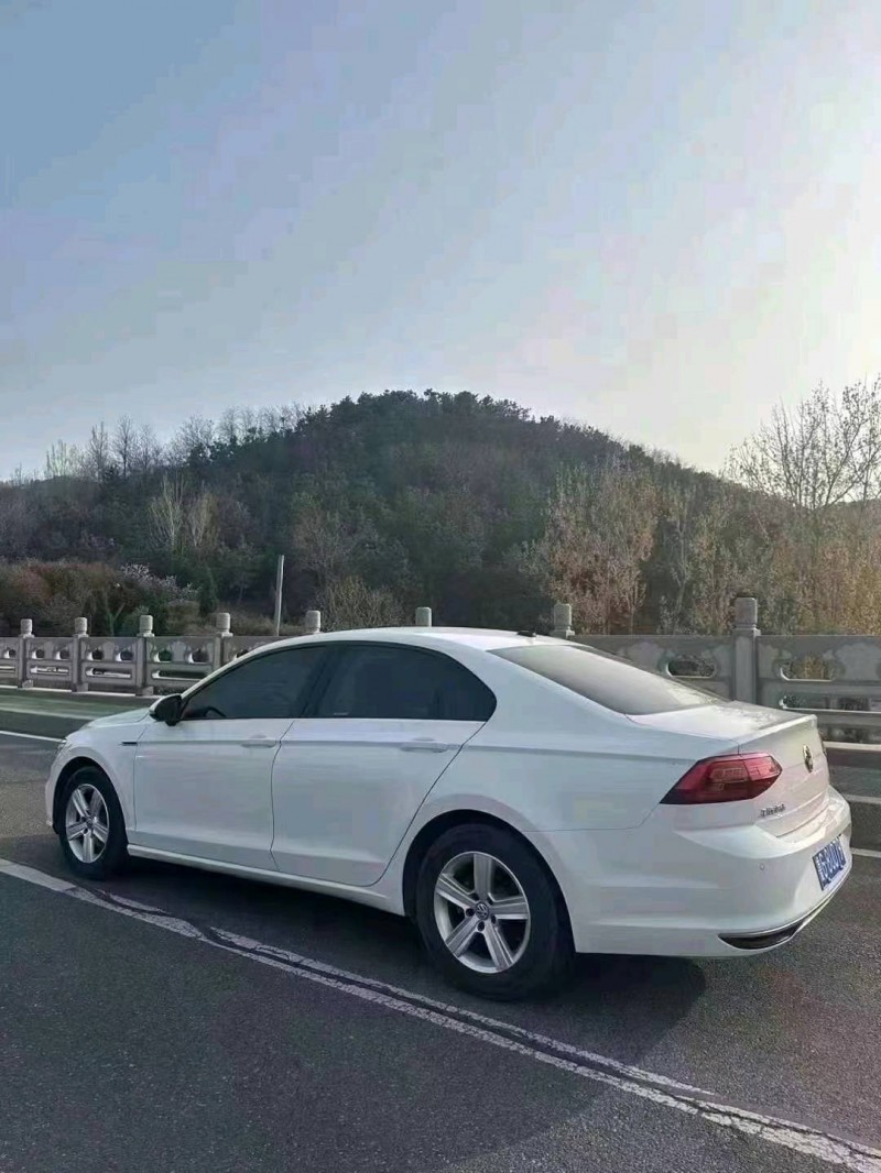 东营22年大众凌渡8