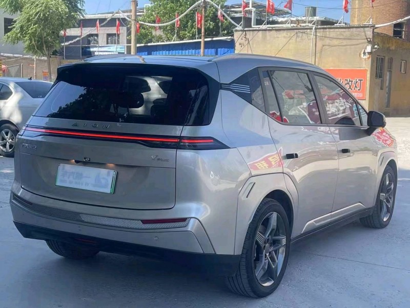 保定23年传祺埃安Y5