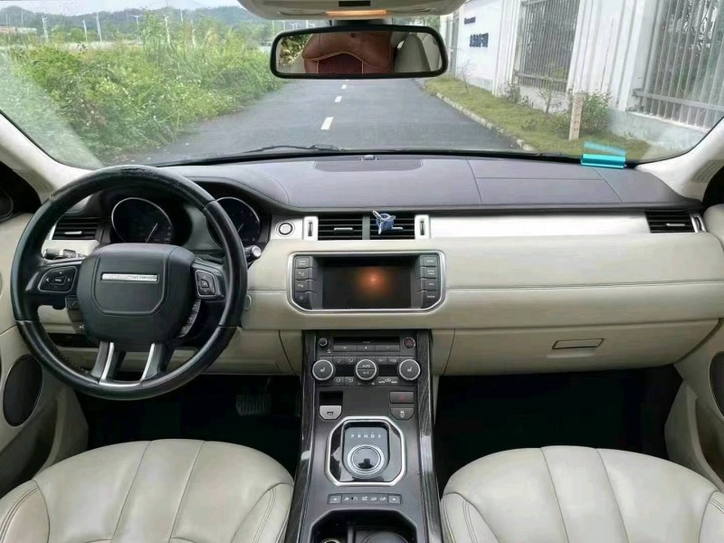 广州12年路虎极光5