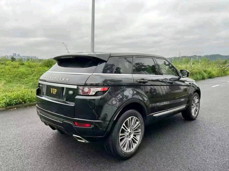 广州12年路虎极光9