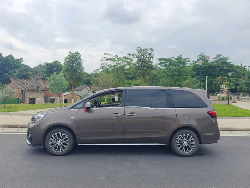 东莞23年别克GL88