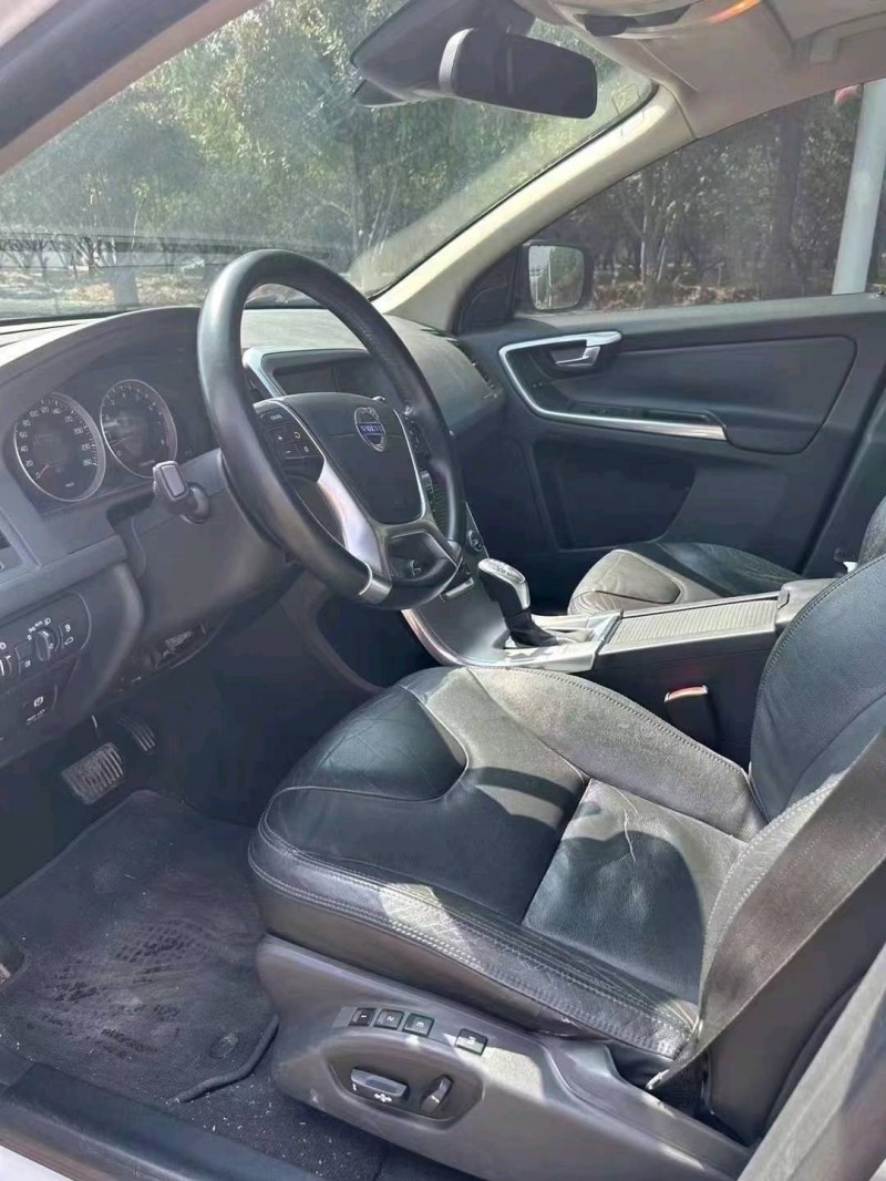 枣庄13年沃尔沃XC609