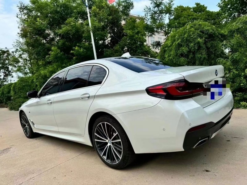 潍坊21年宝马5系8