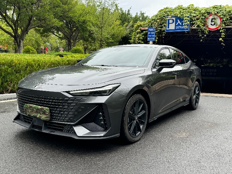 楚雄23年長安汽車UNI-V1