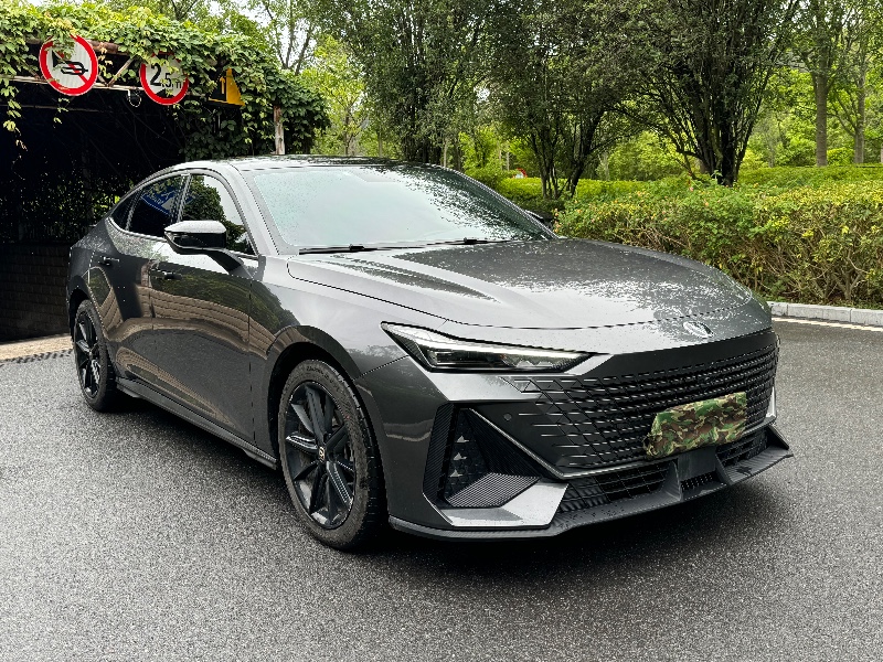 楚雄23年長安汽車UNI-V3