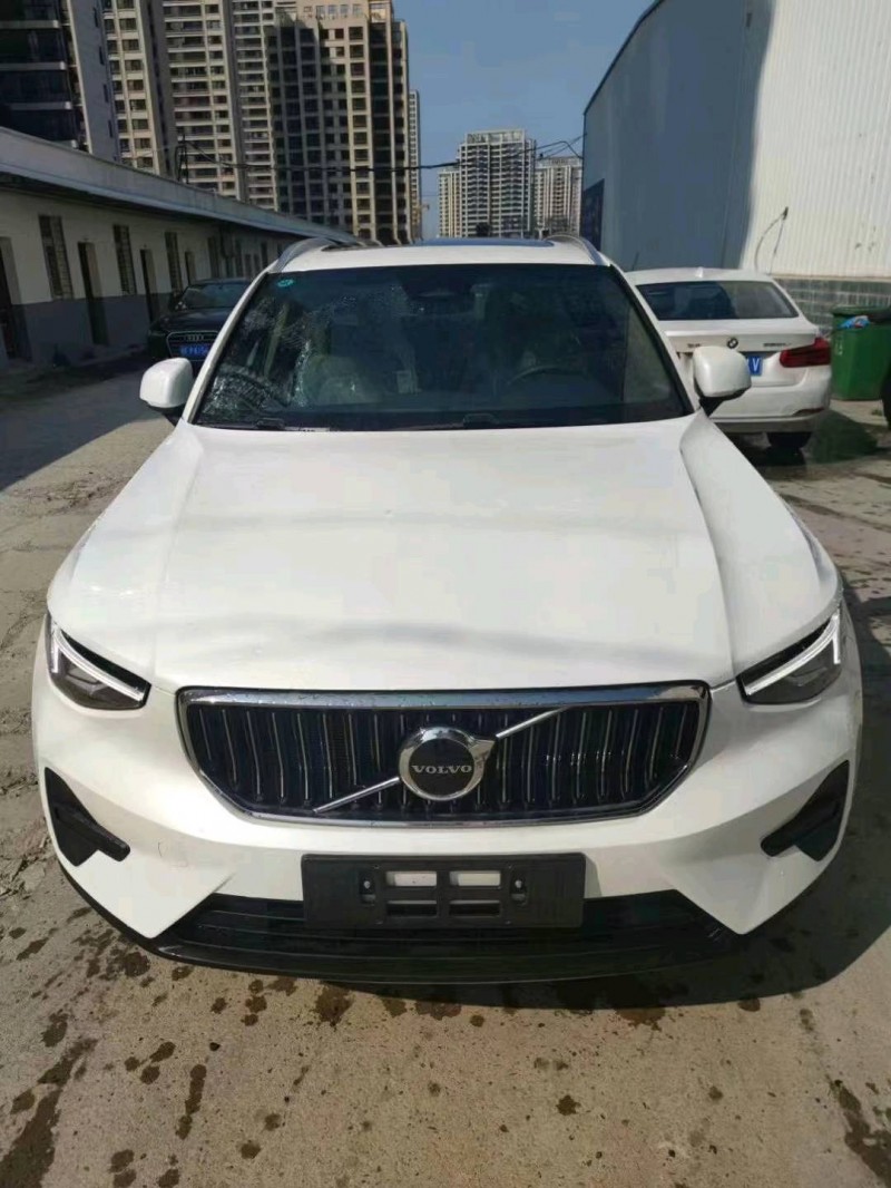襄阳23年沃尔沃XC402
