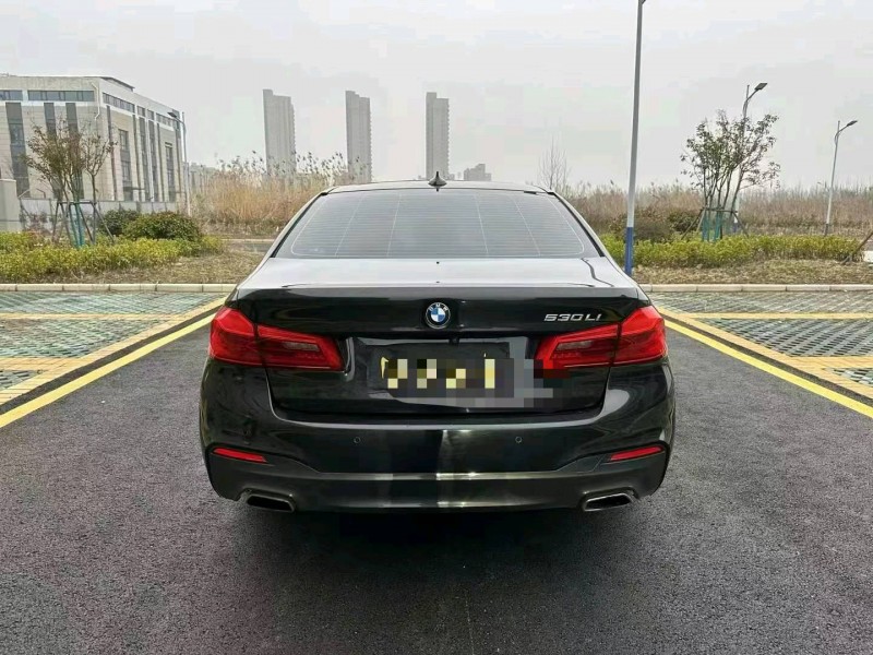 徐州17年宝马5系9